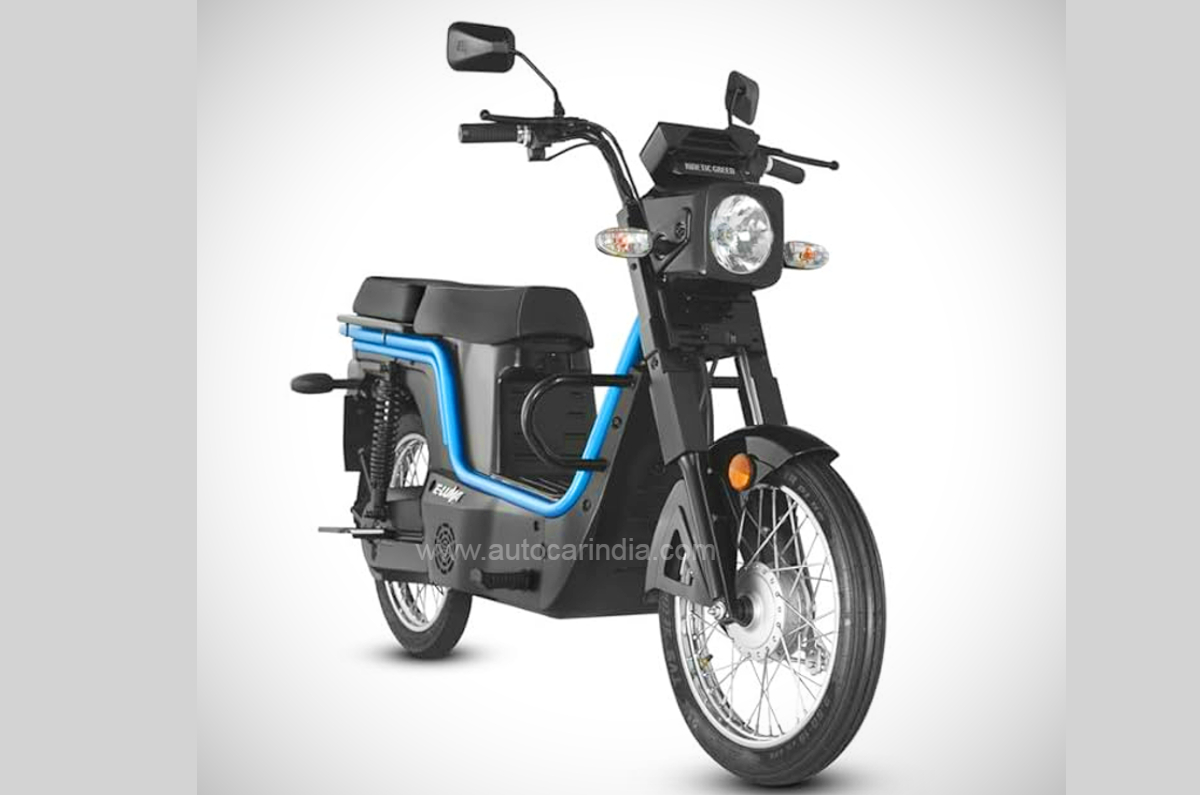 Kinetic E-Luna price, design, weight, charging time.